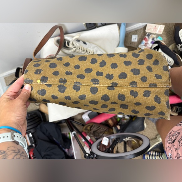 Madewell The Canvas Transport Tote in Painted Spots - Picture 7 of 16